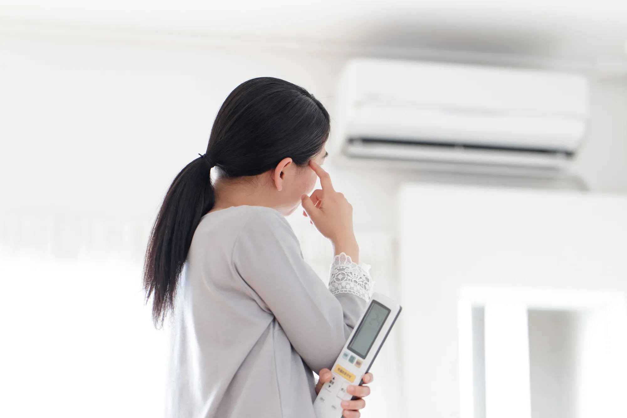 エアコンの漏電かも?よくある症状と今すぐ取るべき対処法を徹底解説