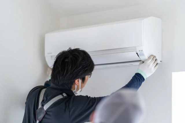 賃貸でエアコン取り付けを業者に依頼するときの見積もりから施工までの流れは？