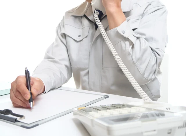 エアコン修理業者に連絡するとき、これだけ伝えると話が早い（テンプレ付き）