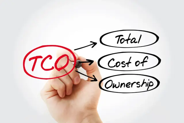 初期費用だけで選ぶのは危険！TCO（総所有コスト）とは？